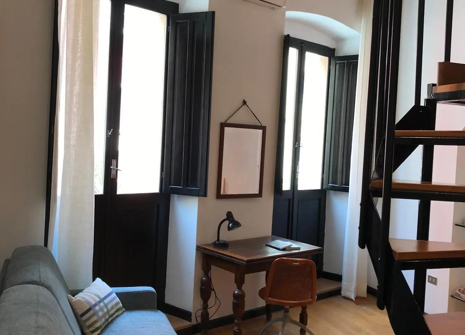 Cozy Studio In The Heart Of Cagliari